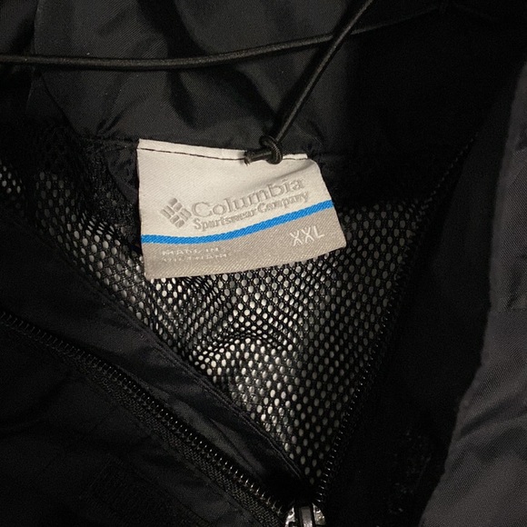 Men’s Columbia rain jacket - Picture 4 of 9